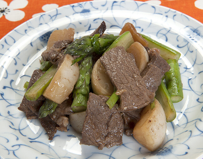 牛肉と季節の野菜のオイスターソース炒め