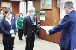 警察署から感謝状　特殊詐欺被害の未然防止に貢献