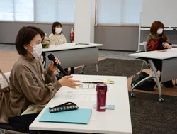 認知症サポーター養成講座を開く　見守り、安心の地域へ