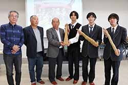 統一した規格判別でブランドを守る　高校美術科制作の模刻ナガイモ完成