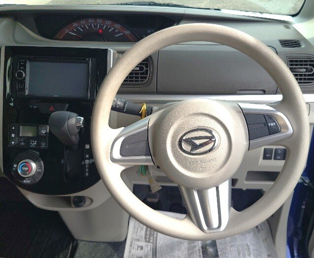 軽乗用車 4WD CVT:写真3