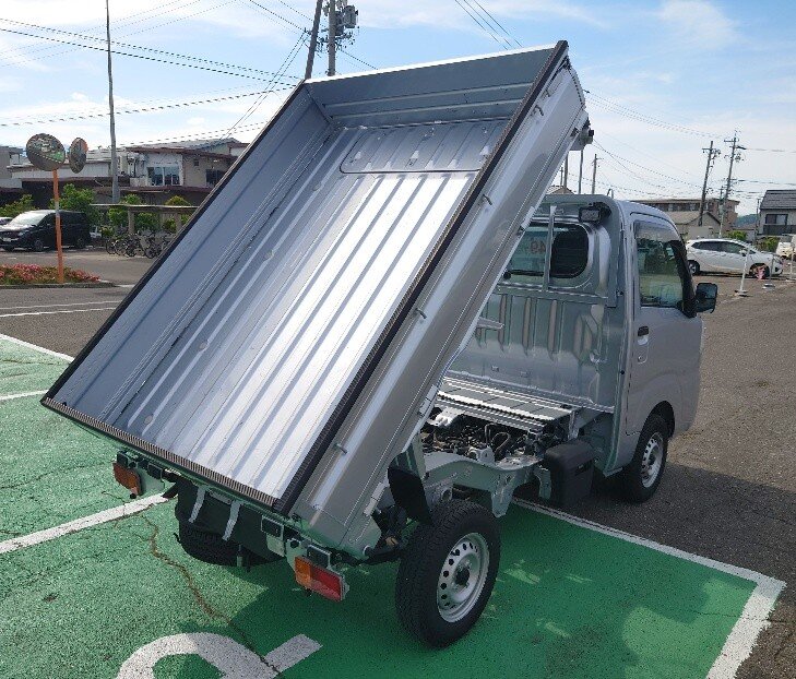 軽トラダンプ 4WD A/T:写真2