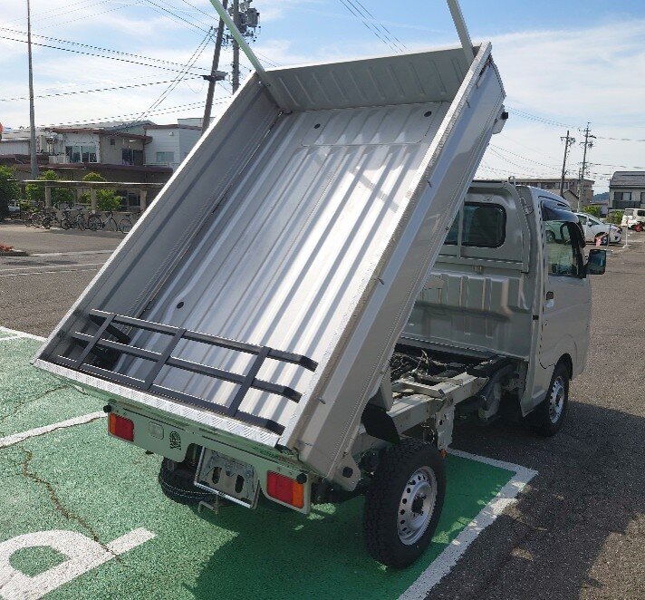 軽トラダンプ 4WD MT:写真2